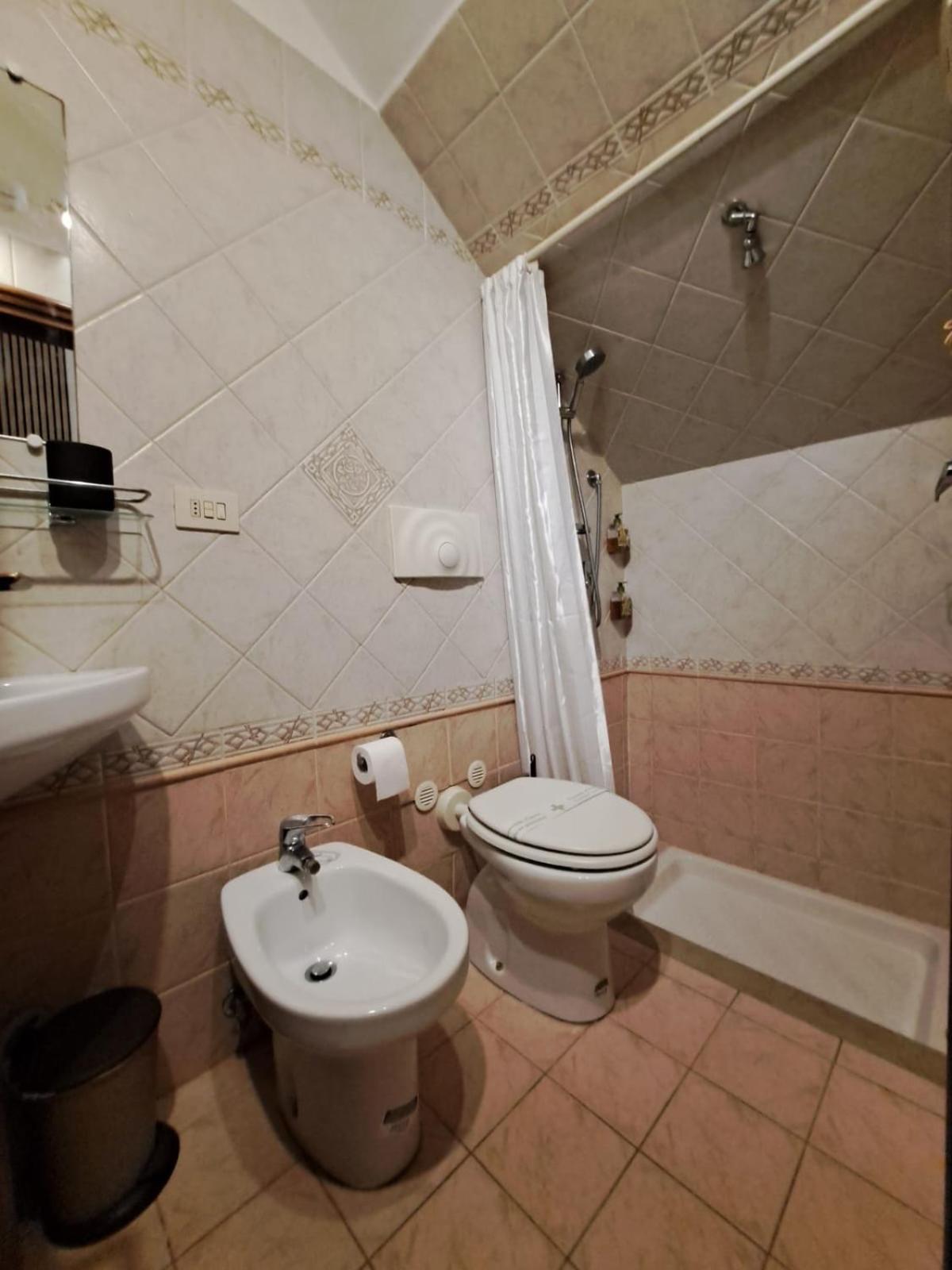 Agriturismo Podere I' Caldino Troghi Luaran gambar